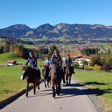 Ponyhof Schoellang Appartement *